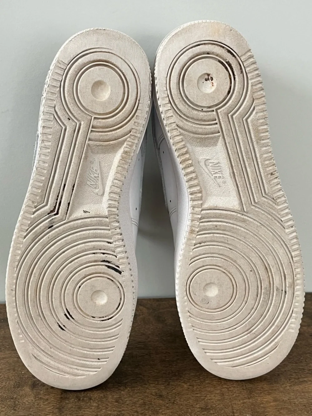 Nike Air Force 1 Low White Leather Sneakers Classic AF1 Size 10